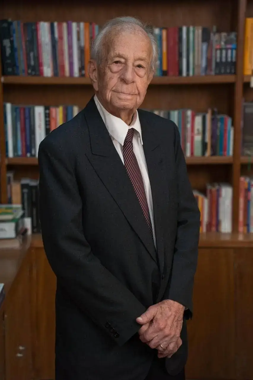 Dr. Marco Tayah